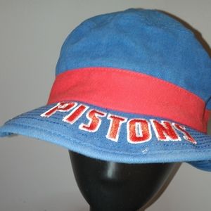 Adidas Pistons bucket hat